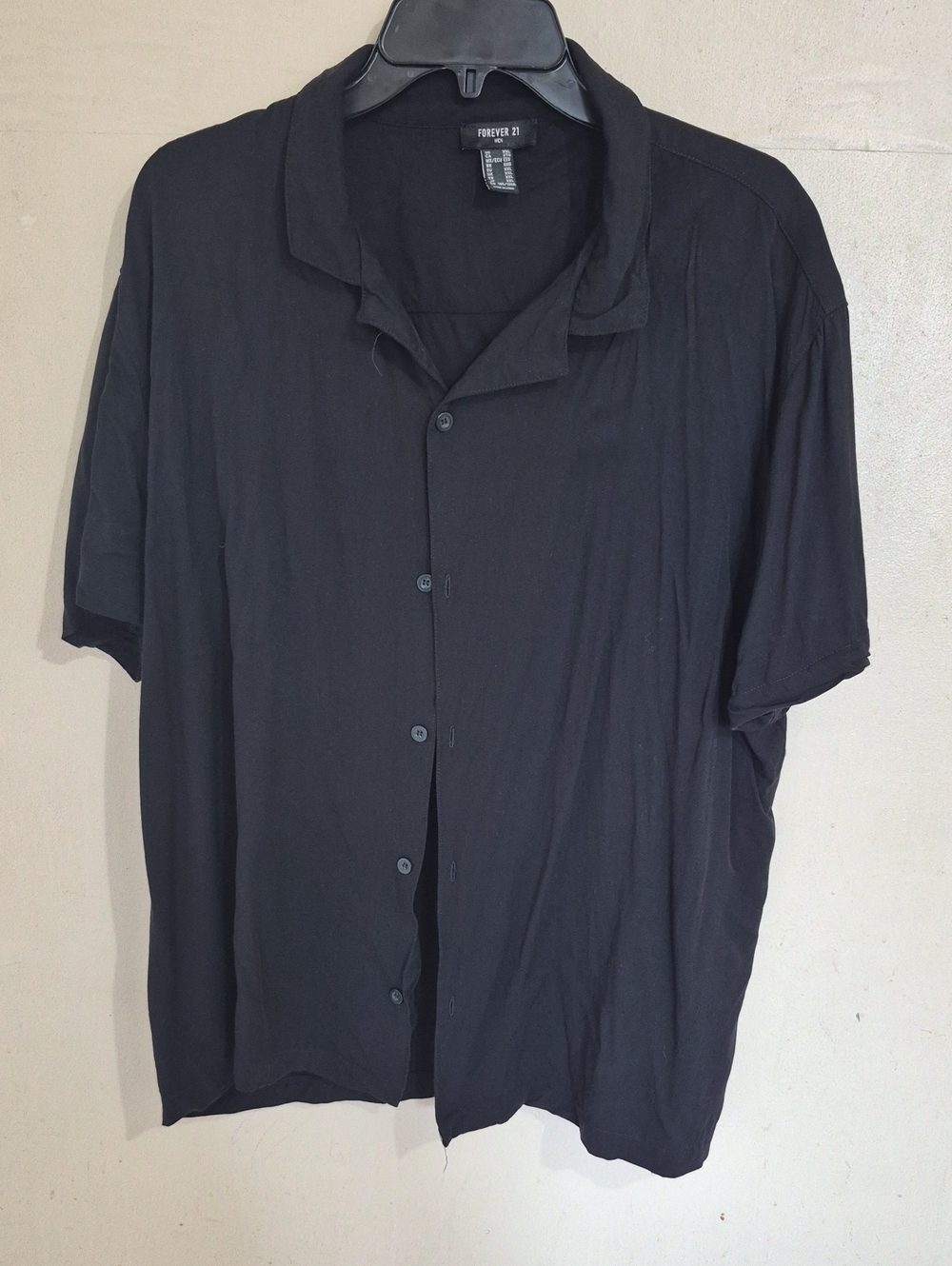 Forever 21 Men's Black Short-Sleeve Camp Collar Button-Down Shirt